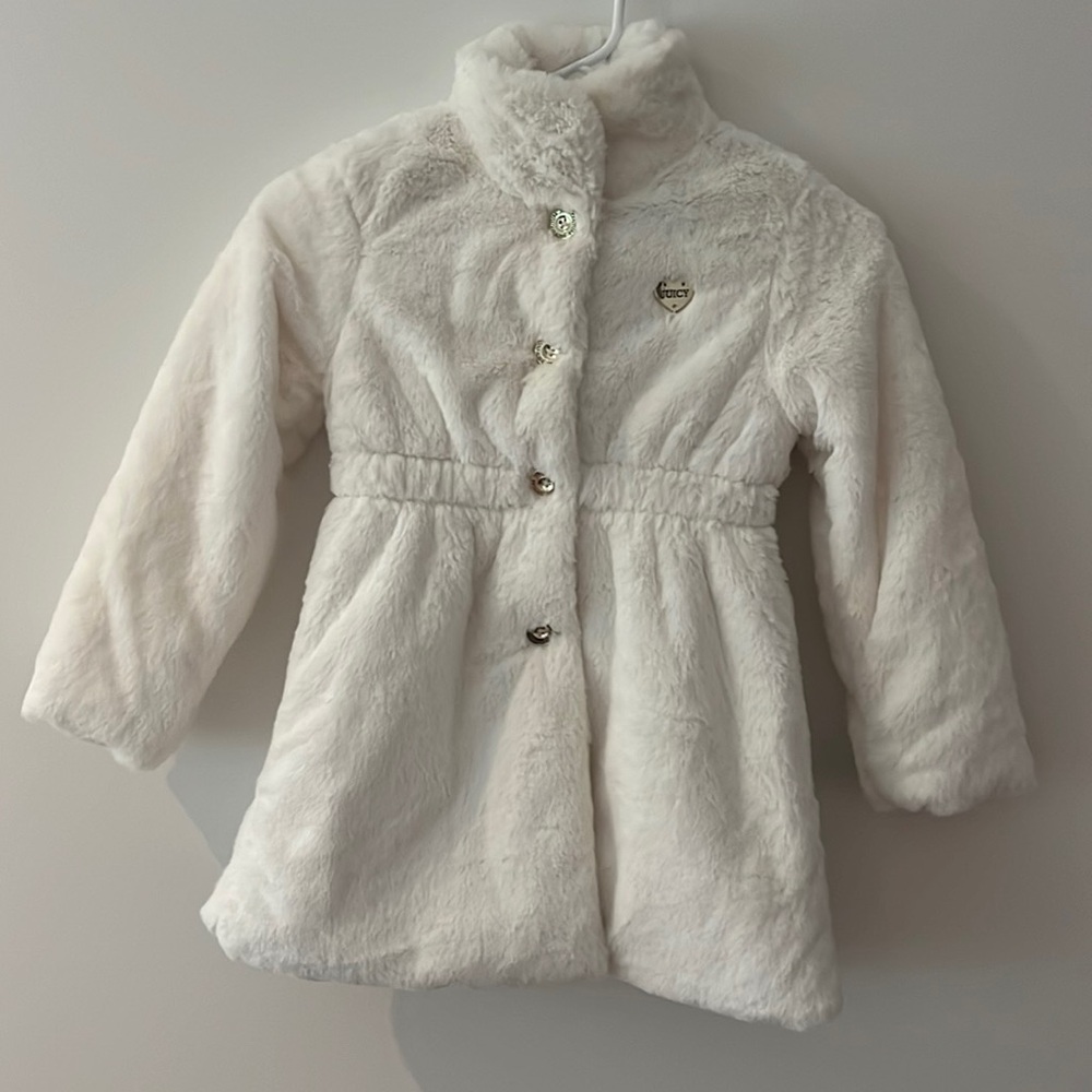 Juicy couture girls white fuzzy coat, size 7